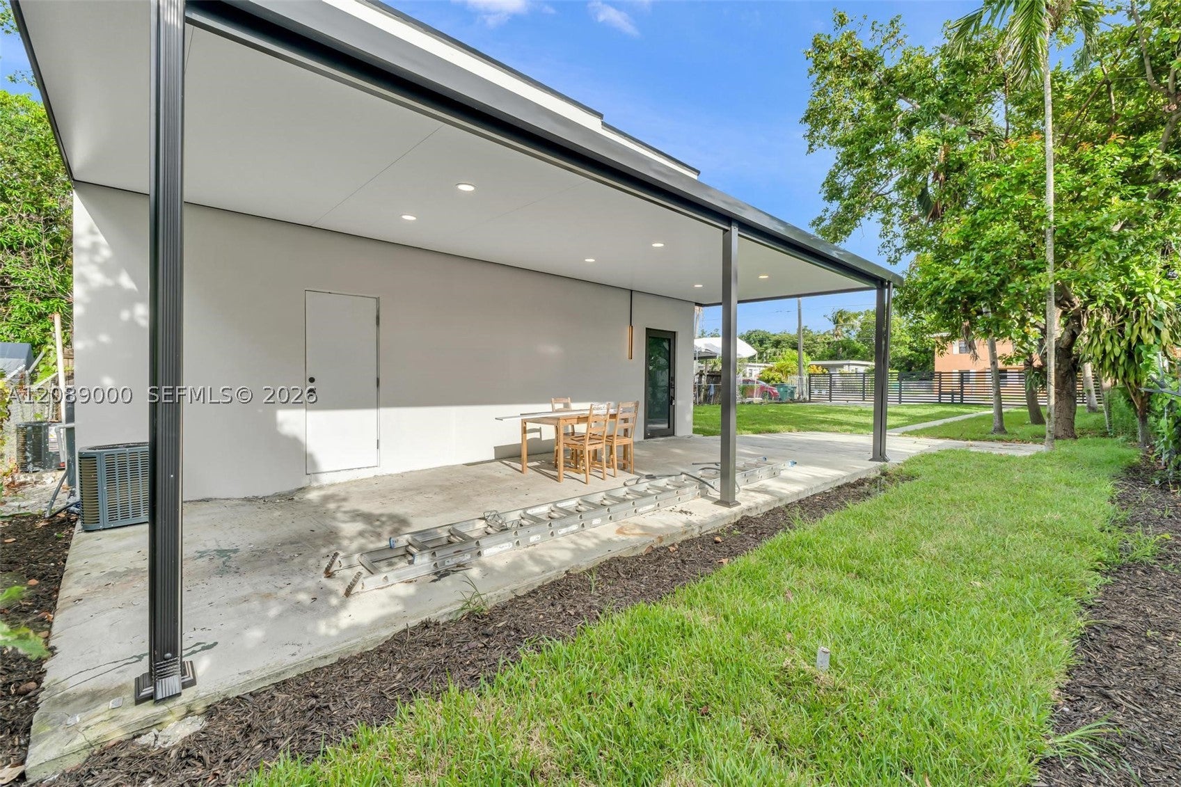 411 NW 59th St