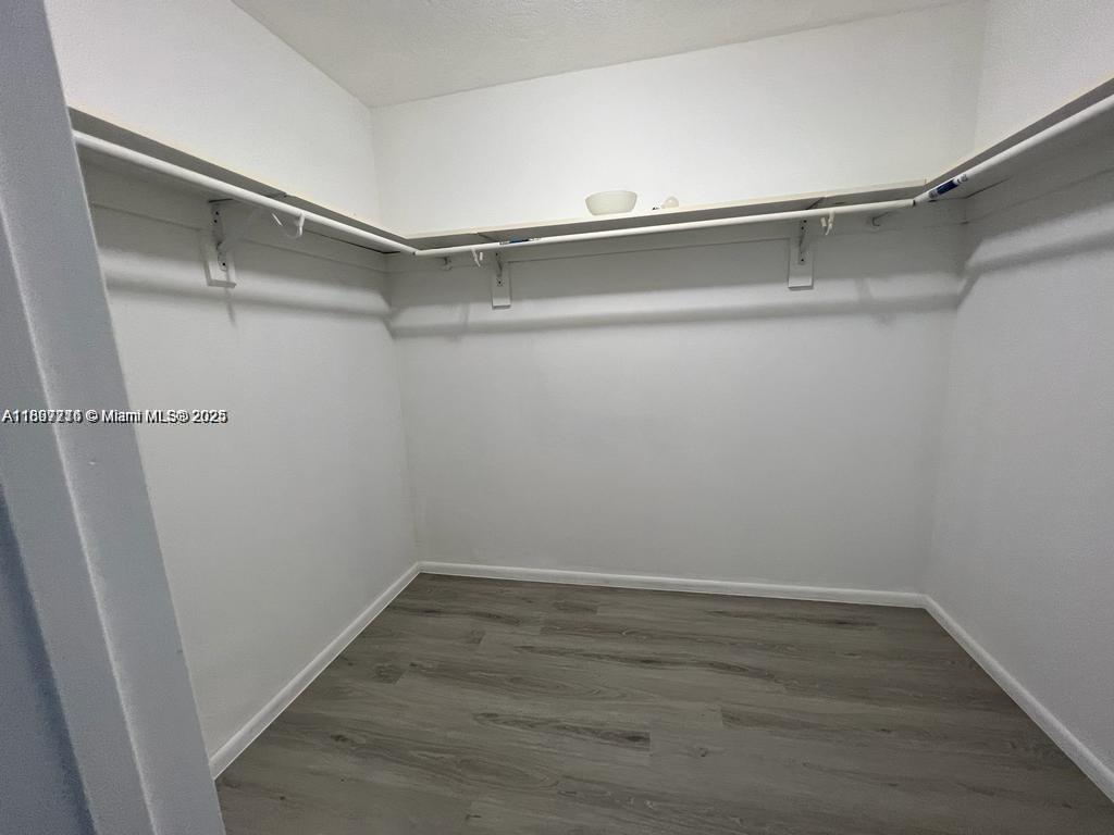 TOWNHOUSES OF VENETIAN PA - Residential Lease
