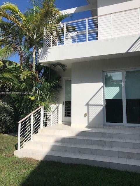 321 Palmwood Ln, Key Biscayne, Miami-Dade County, Florida - 6 Bedrooms  
6 Bathrooms - 