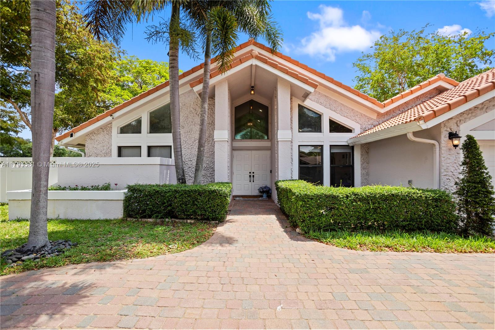 Property for Sale at 8400 Nw 47th Dr, Coral Springs, Broward County, Florida - Bedrooms: 4 
Bathrooms: 2  - $949,000