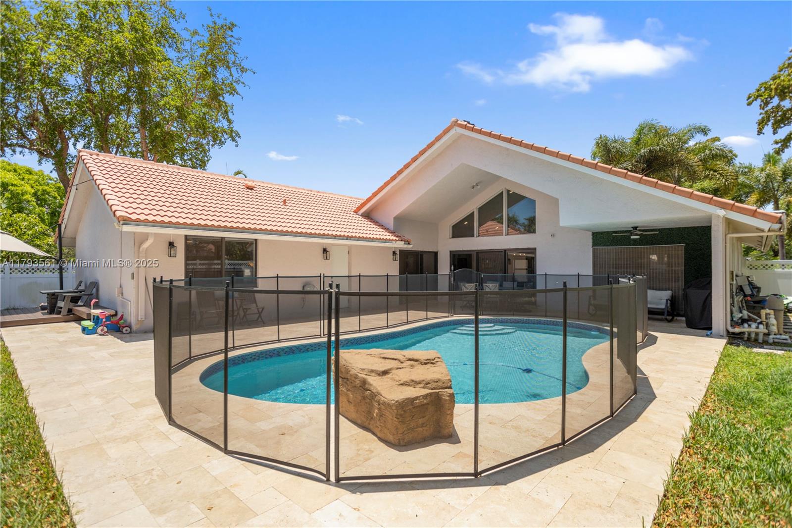 PINE RIDGE AMENDED - Residential
