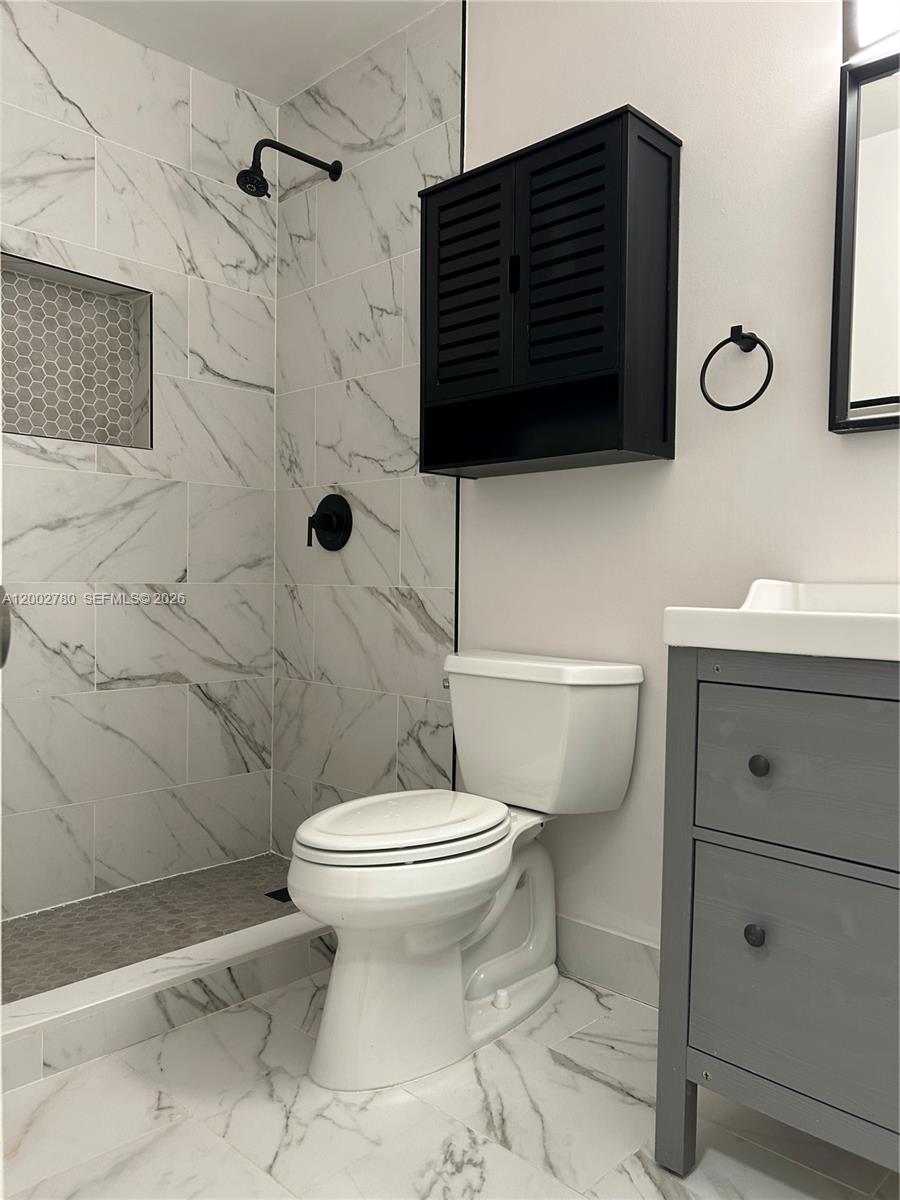 VALENCIA VILLAGE CONDO PH - Residential Lease