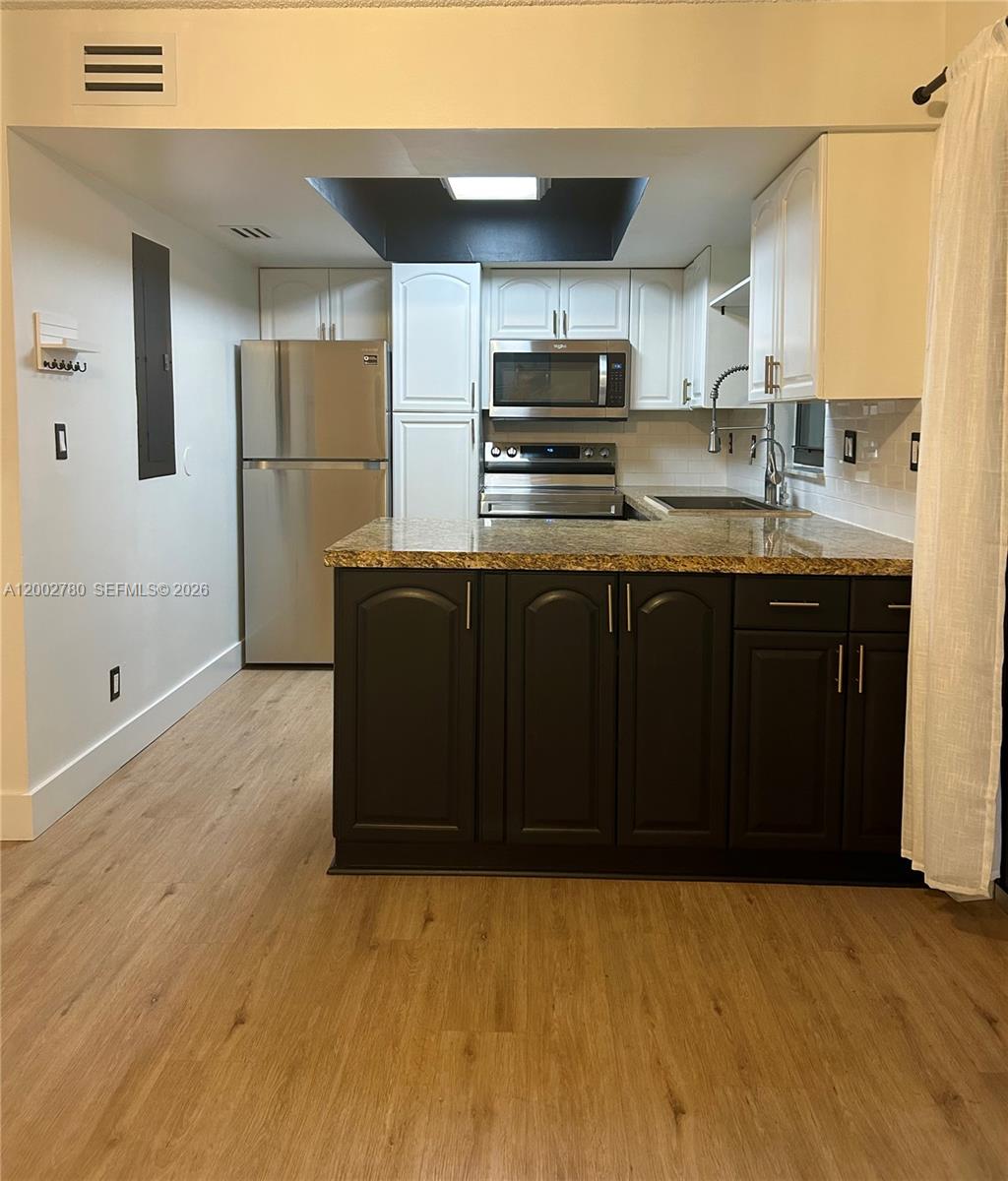 VALENCIA VILLAGE CONDO PH - Residential Lease