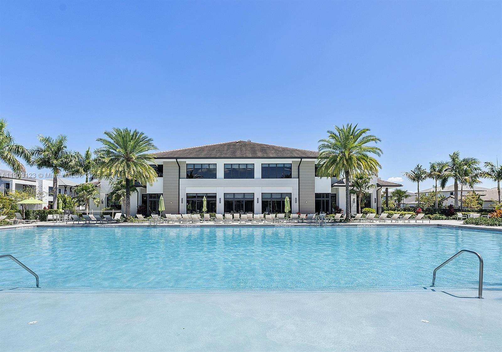 CANARIAS EAST - Residential