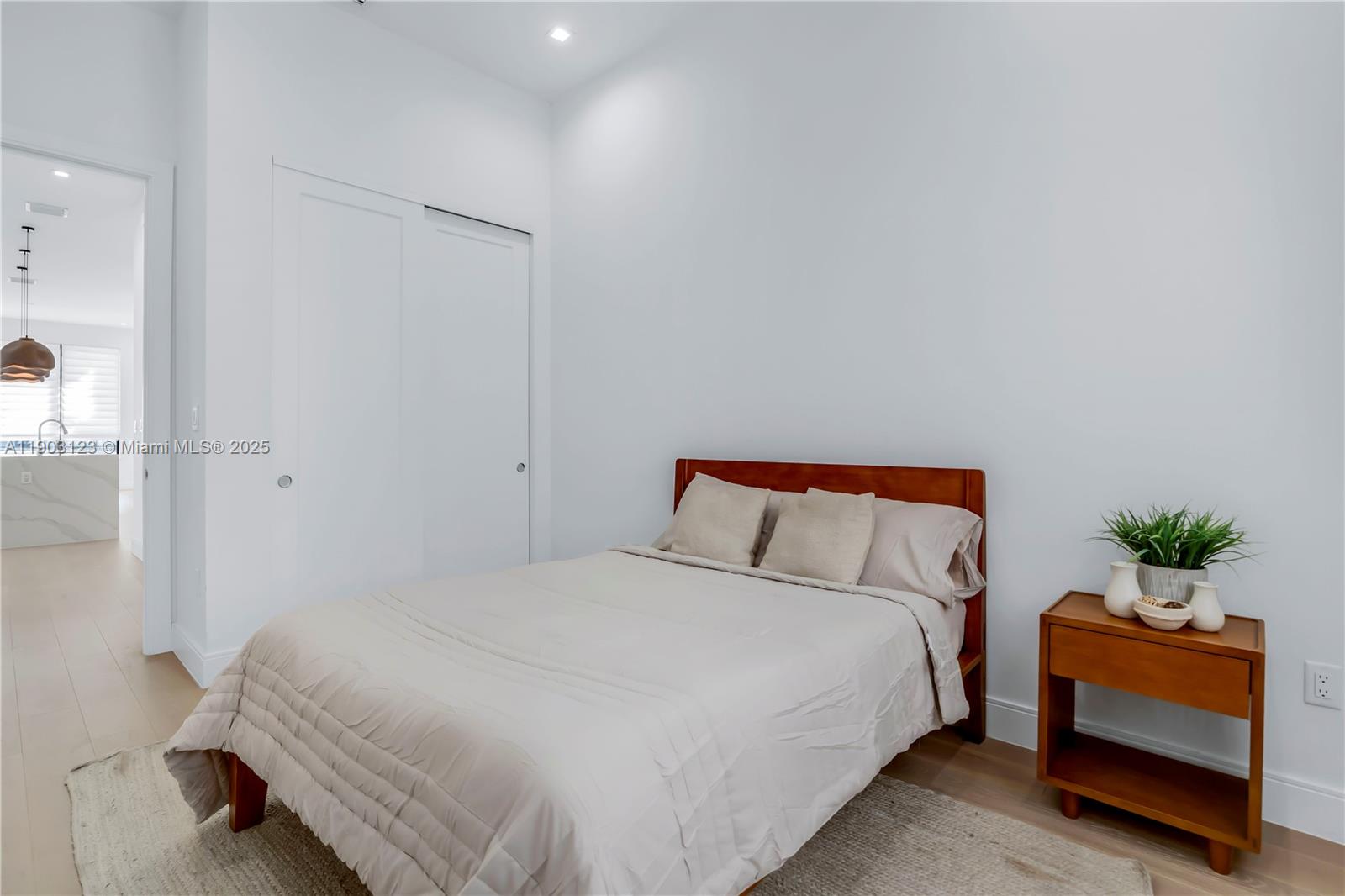 CANARIAS EAST - Residential