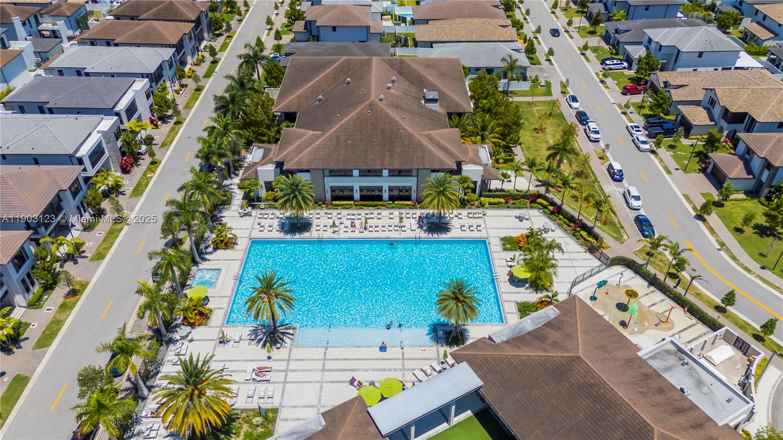 CANARIAS EAST - Residential