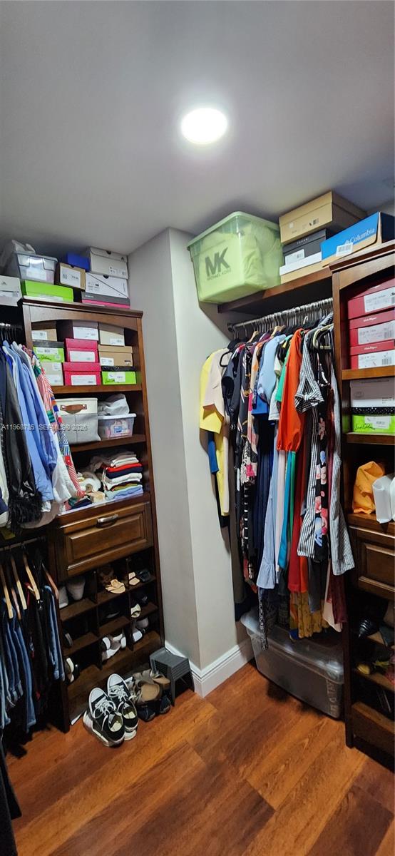 LAKES ON THE GREEN REPLAT - Residential