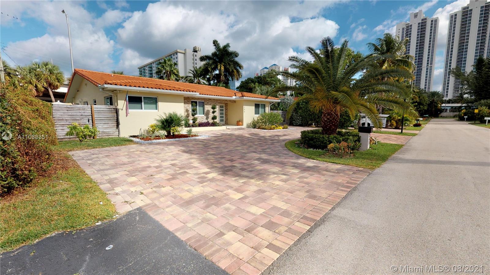 GOLDEN SHORES OCEAN BLVD - Residential