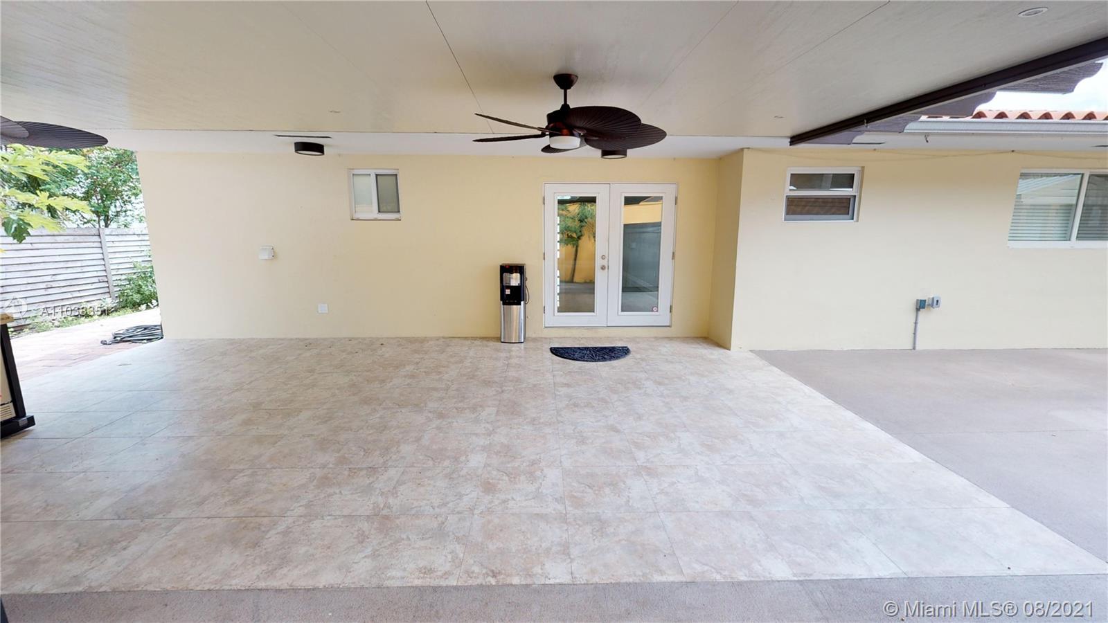 GOLDEN SHORES OCEAN BLVD - Residential