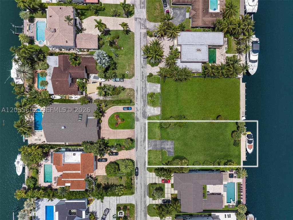 Photo of 460 Holiday Dr, Hallandale Beach, FL 33009 (MLS # A12055603)