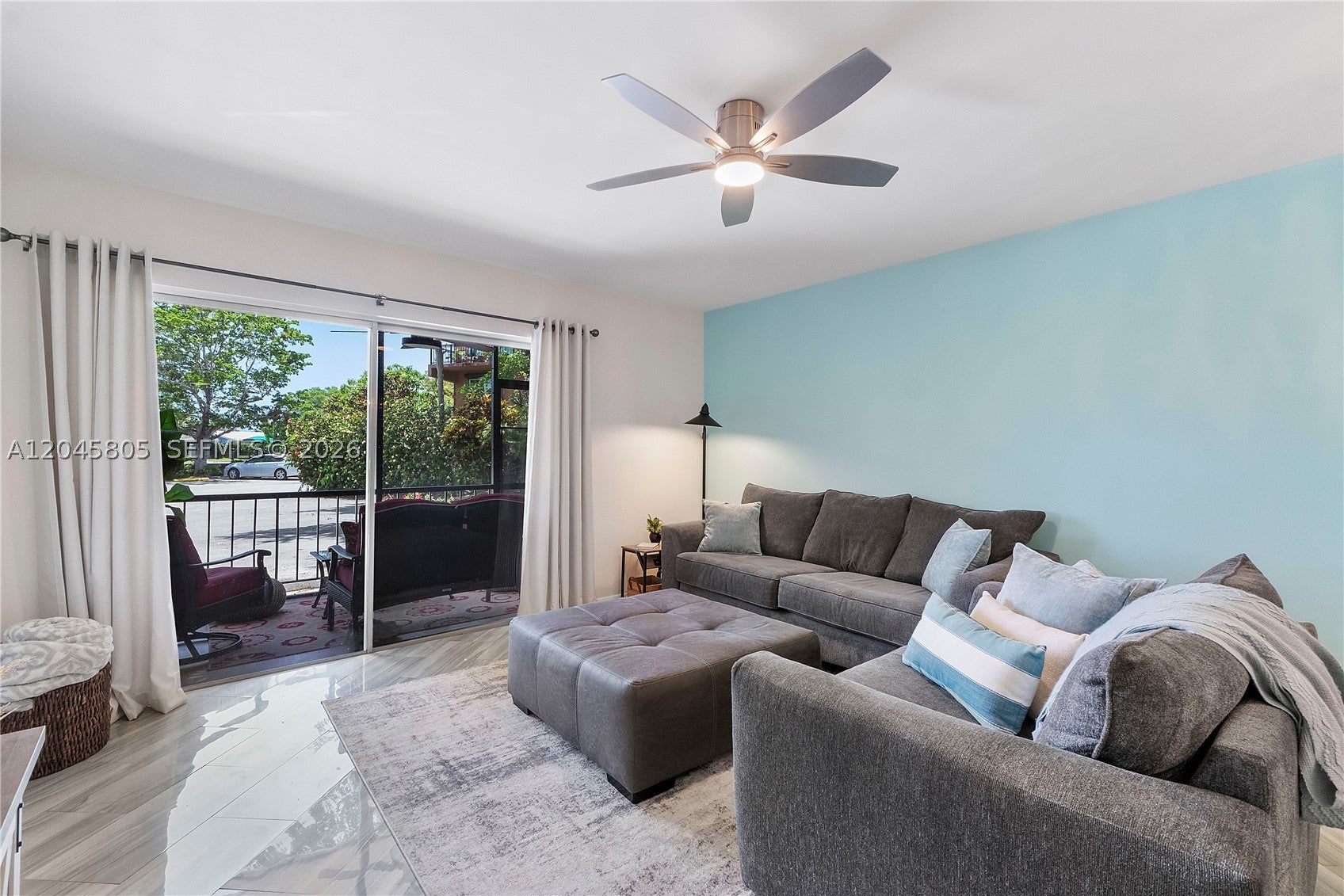 610 Tennis Club Dr 104, Fort Lauderdale FL 33311