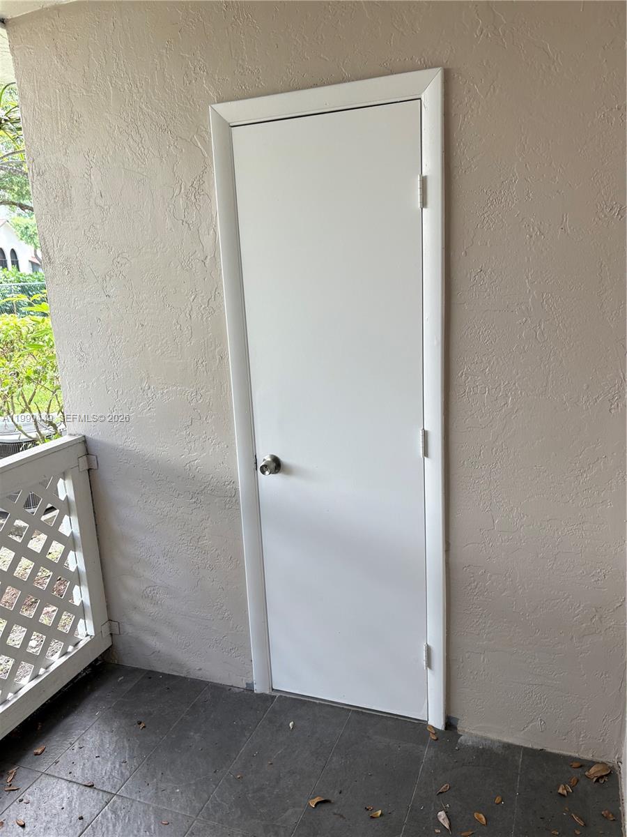 ANTIGUA AT CNTRY CLUBOF M - Residential Lease