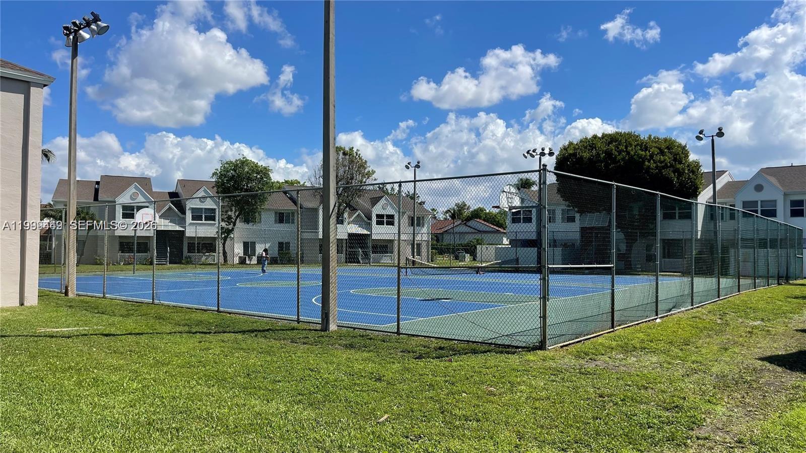 ANTIGUA AT CNTRY CLUBOF M - Residential Lease