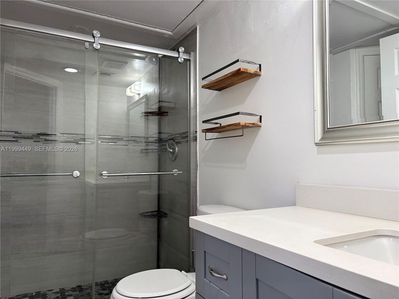 ANTIGUA AT CNTRY CLUBOF M - Residential Lease