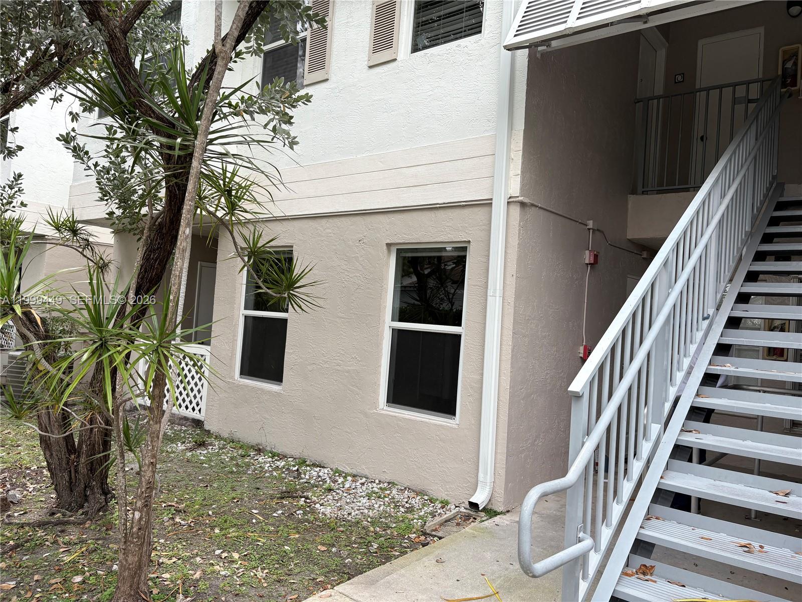 ANTIGUA AT CNTRY CLUBOF M - Residential Lease