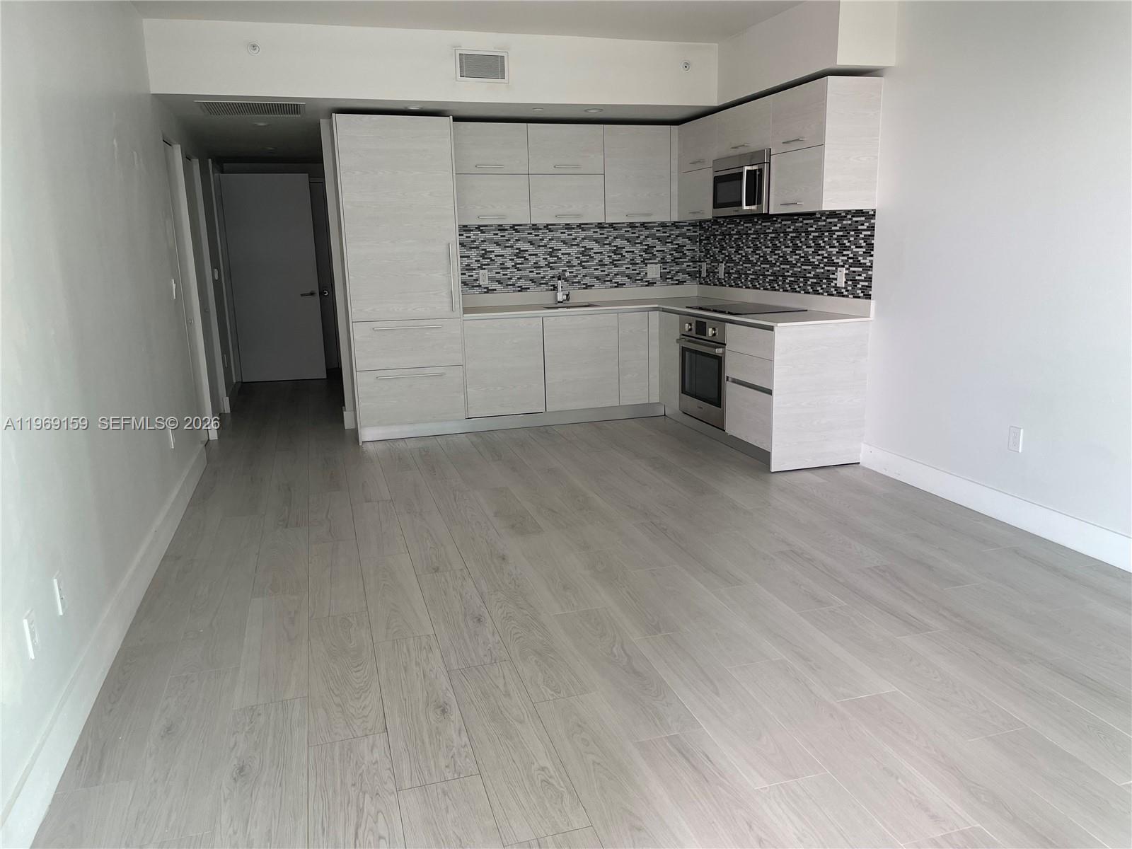 Miami South Blk 39 - Residential Lease