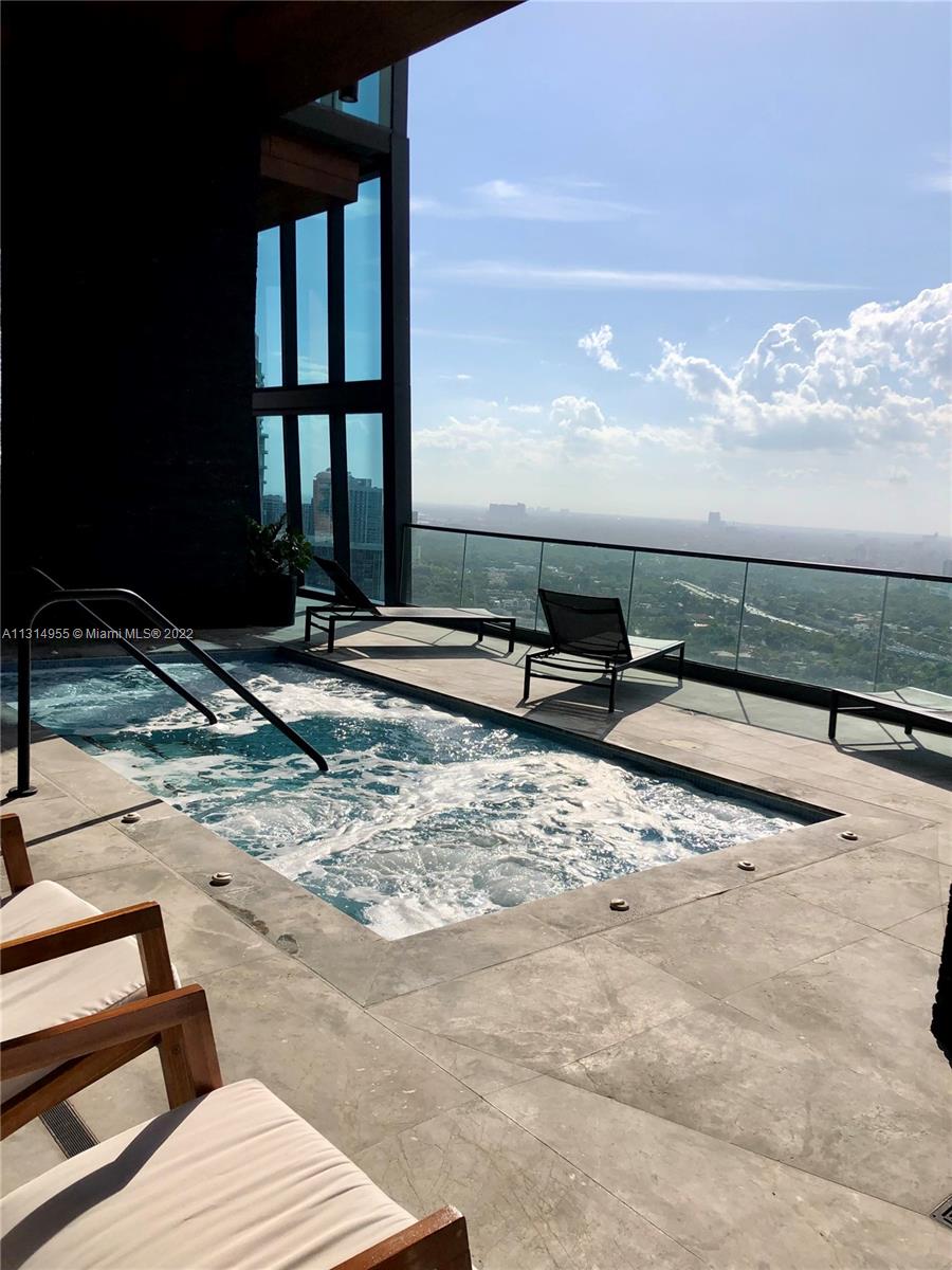 ECHO BRICKELL CONDO - Residential Lease