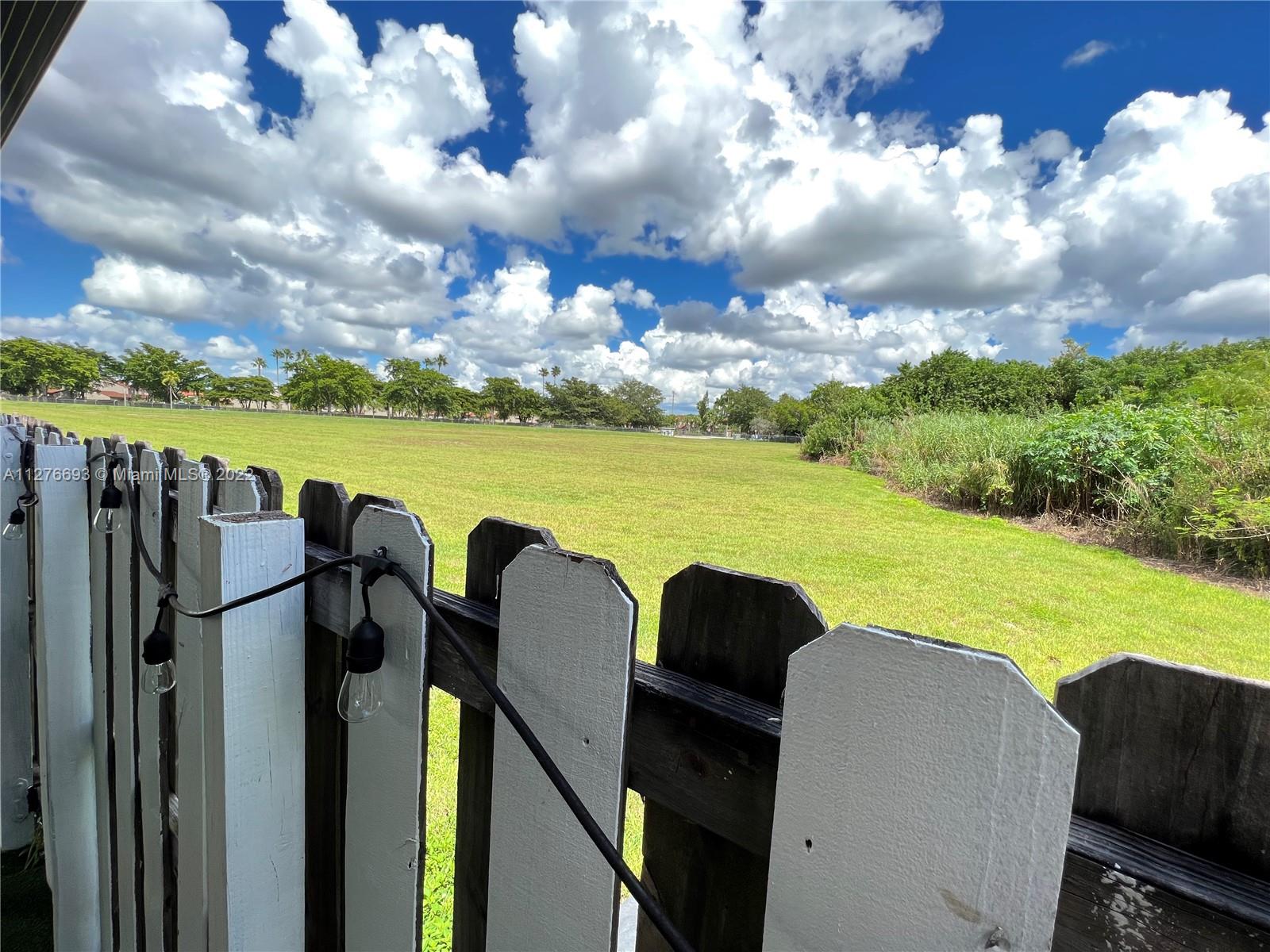 GARDEN ESTATES AT THE HAMM - Residential Lease