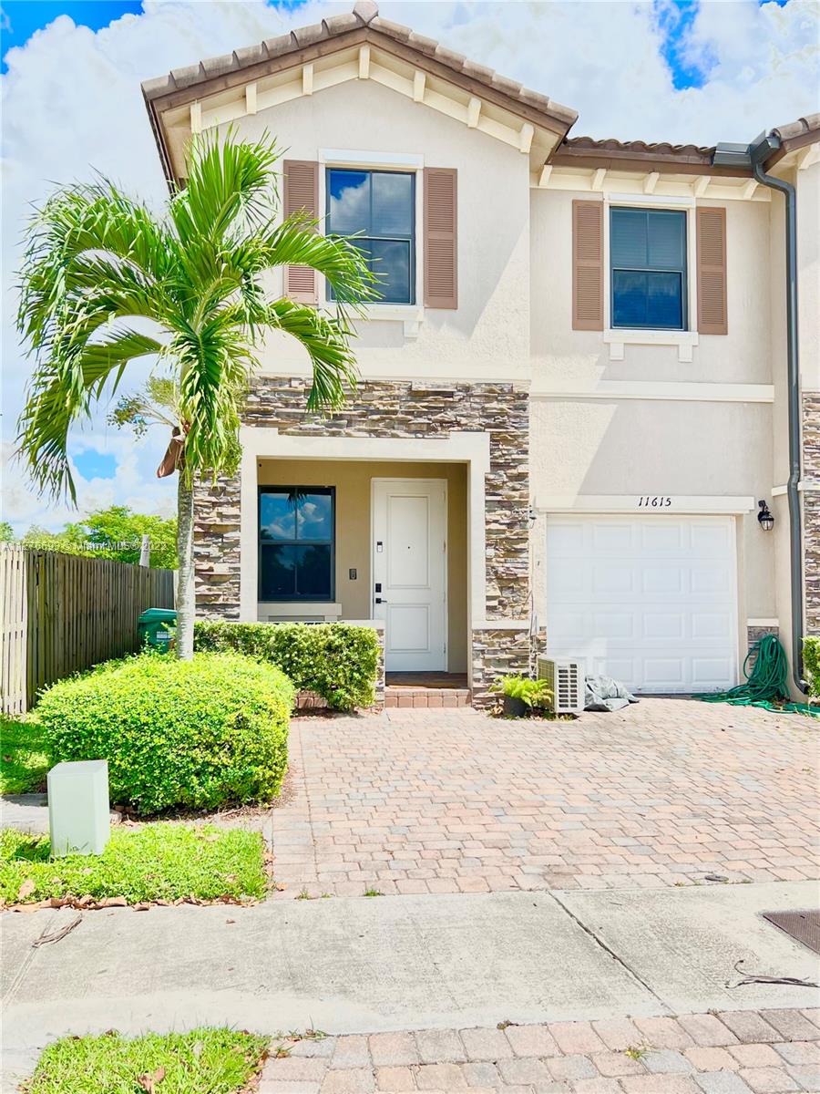 GARDEN ESTATES AT THE HAMM - Residential Lease