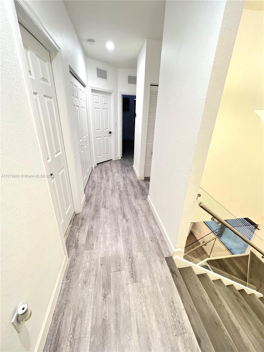 GARDEN ESTATES AT THE HAMM - Residential Lease