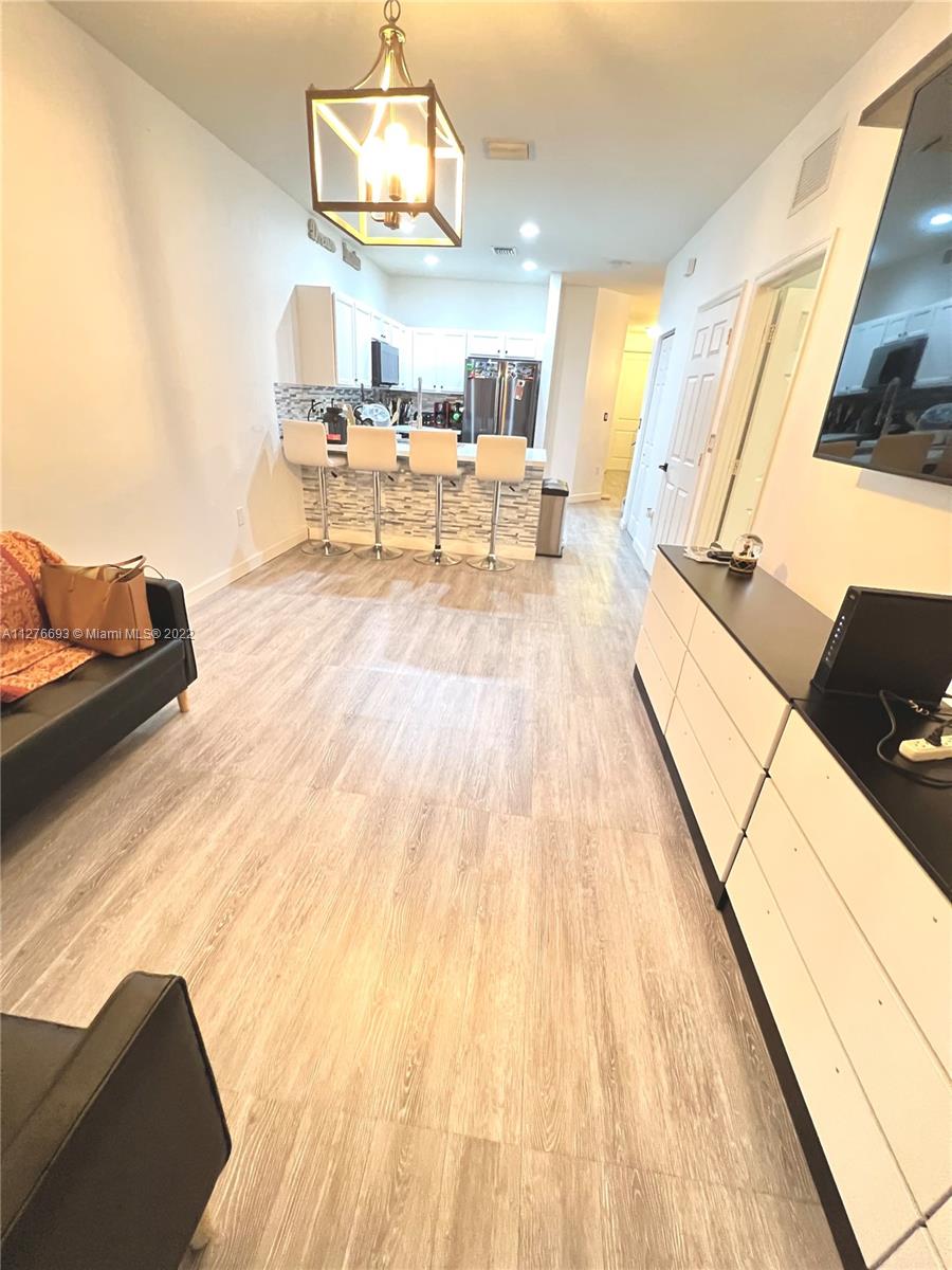 GARDEN ESTATES AT THE HAMM - Residential Lease