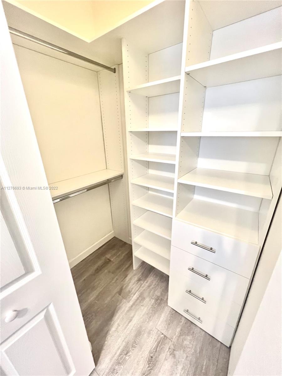 GARDEN ESTATES AT THE HAMM - Residential Lease