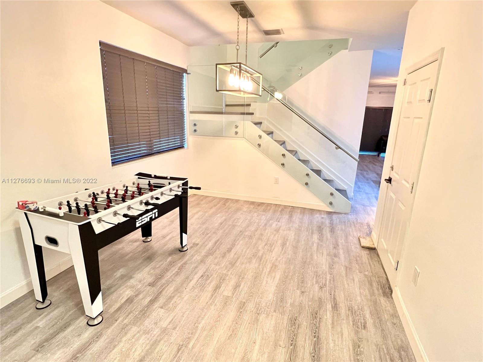 GARDEN ESTATES AT THE HAMM - Residential Lease