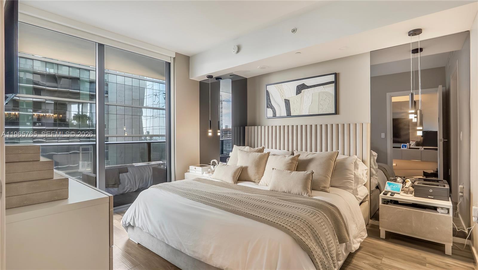 801 SMA RESIDENCES CONDO - Residential