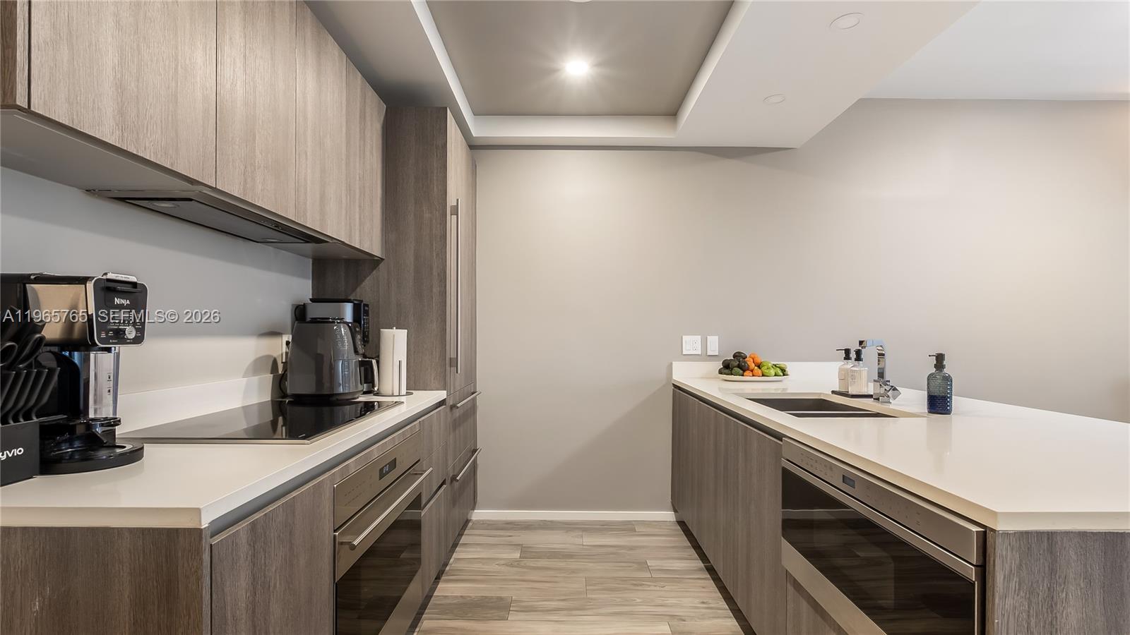 801 SMA RESIDENCES CONDO - Residential