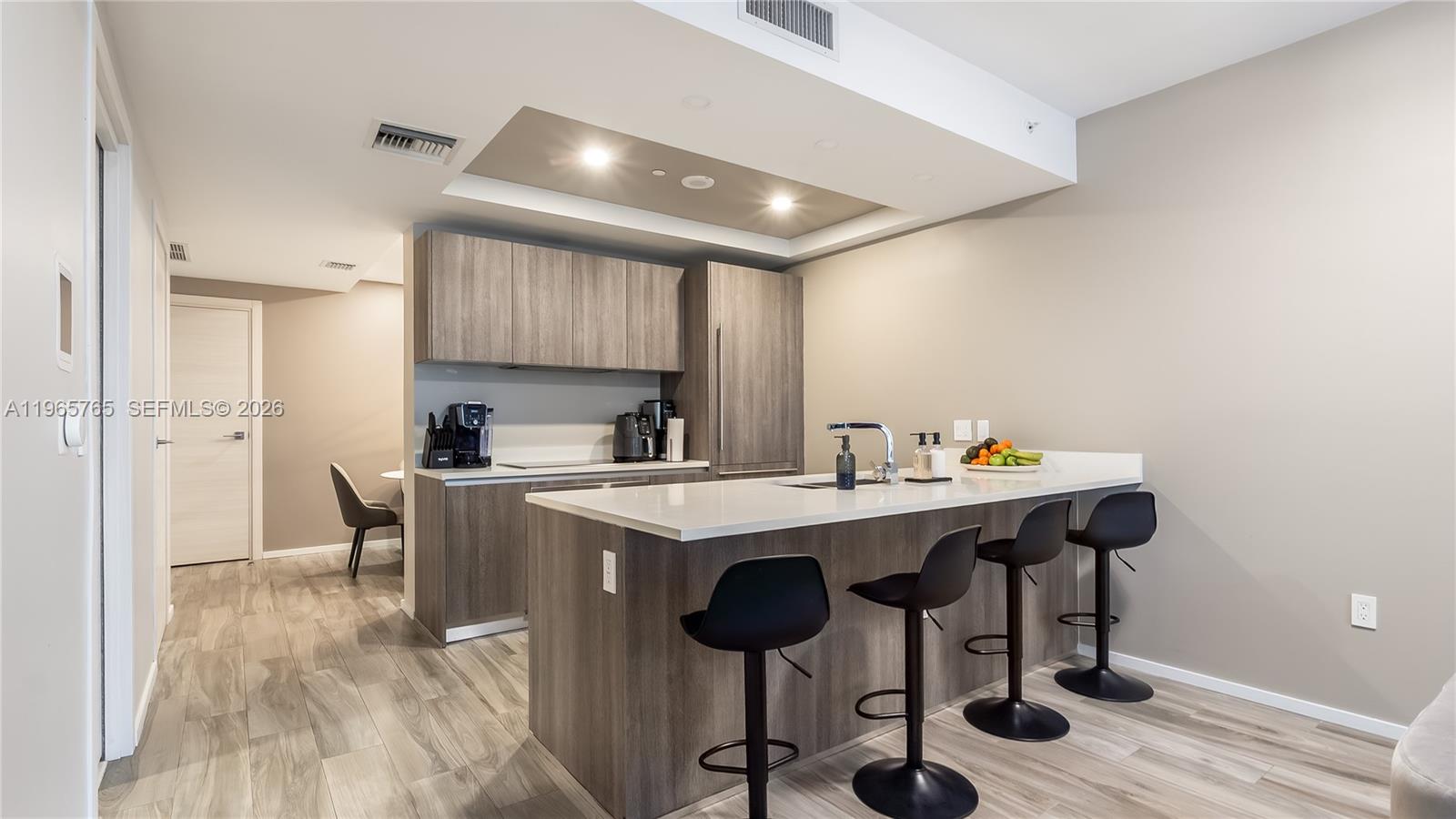 801 SMA RESIDENCES CONDO - Residential