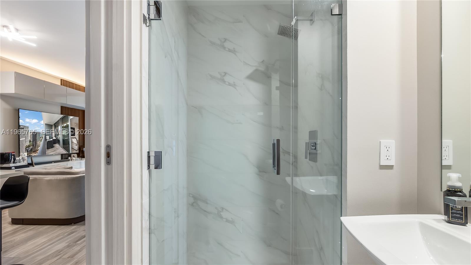 801 SMA RESIDENCES CONDO - Residential