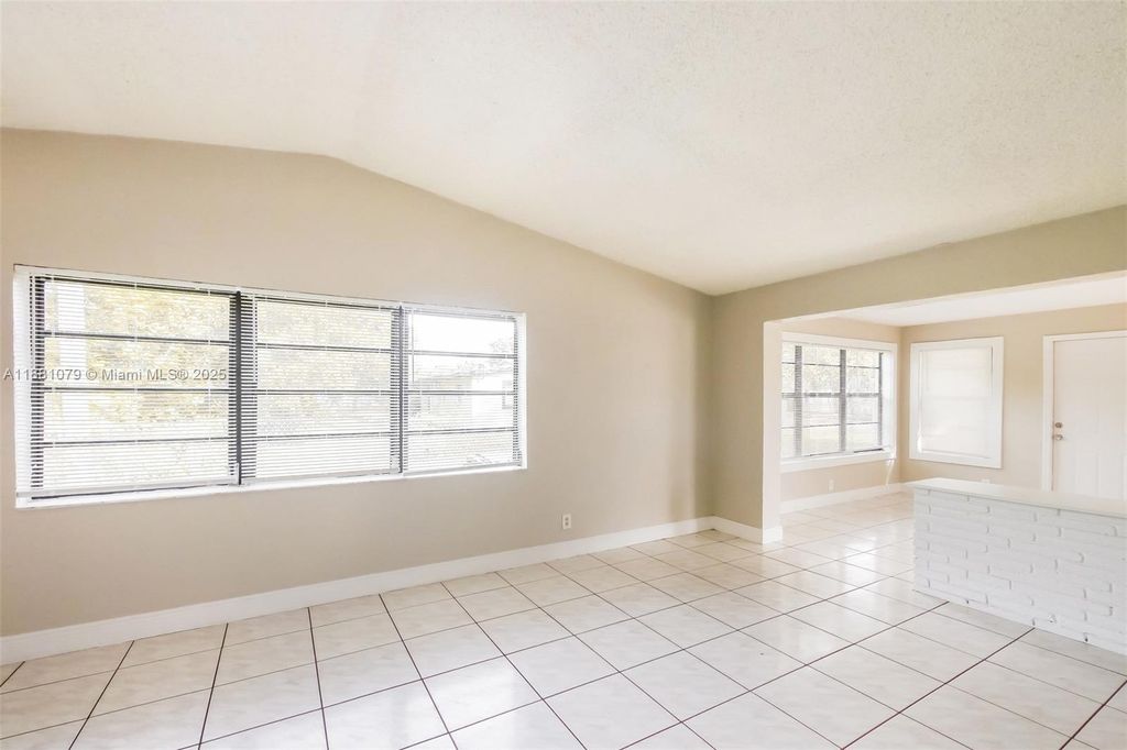 Photo of 1501 NW 16th Ln, Fort Lauderdale, FL 33311 (MLS # A11881079)