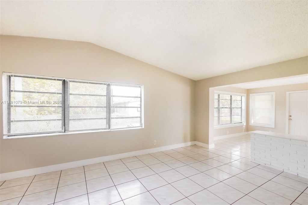 Photo of 1501 NW 16th Ln, Fort Lauderdale, FL 33311 (MLS # A11881079)