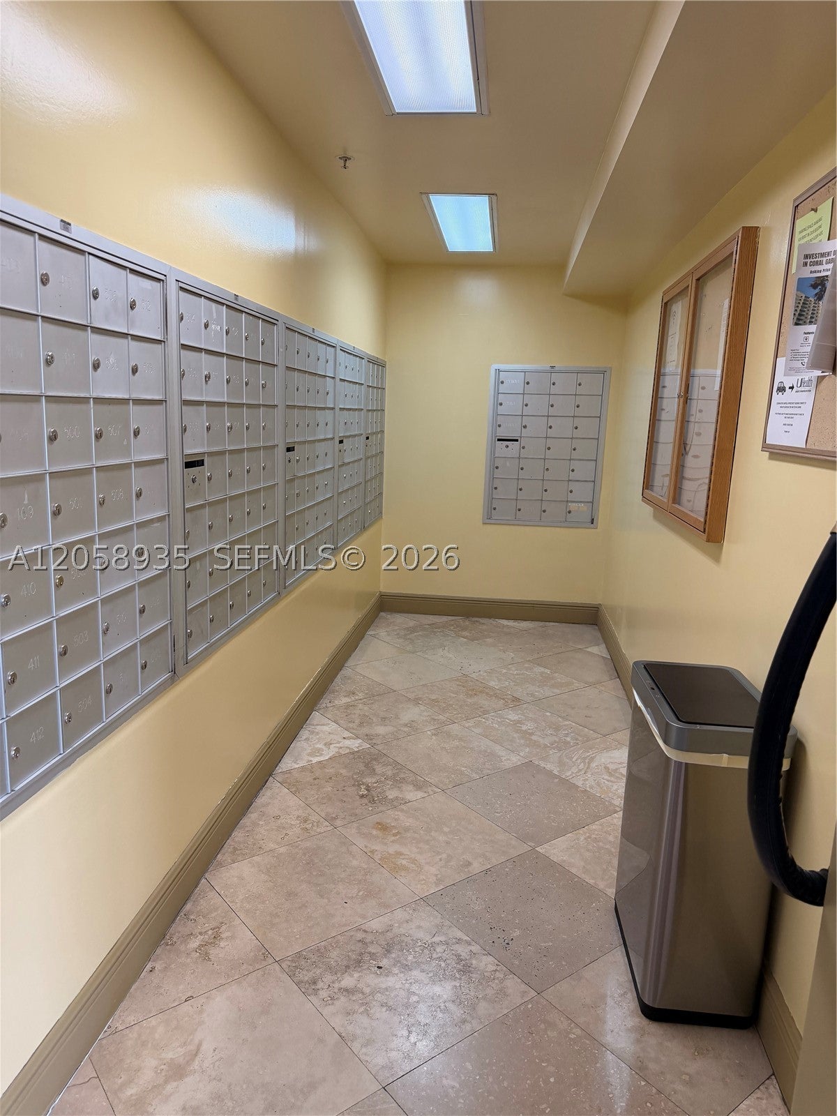 3500 Coral Way 907