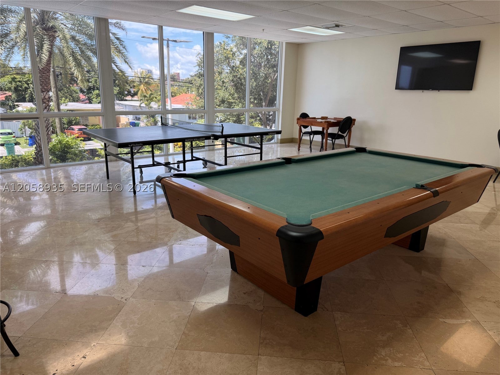 3500 Coral Way 907