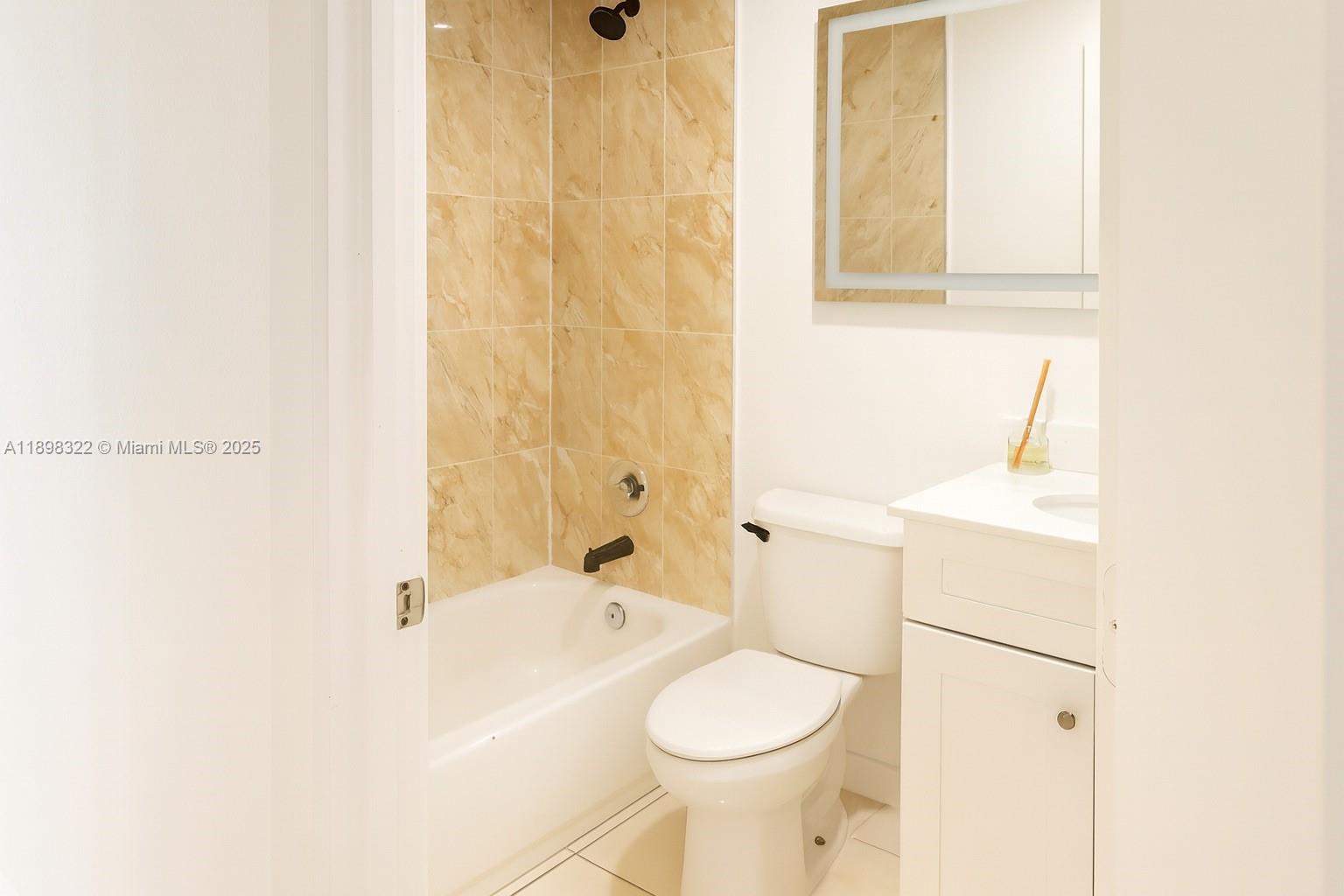 AVOCADO PARK - Residential Lease