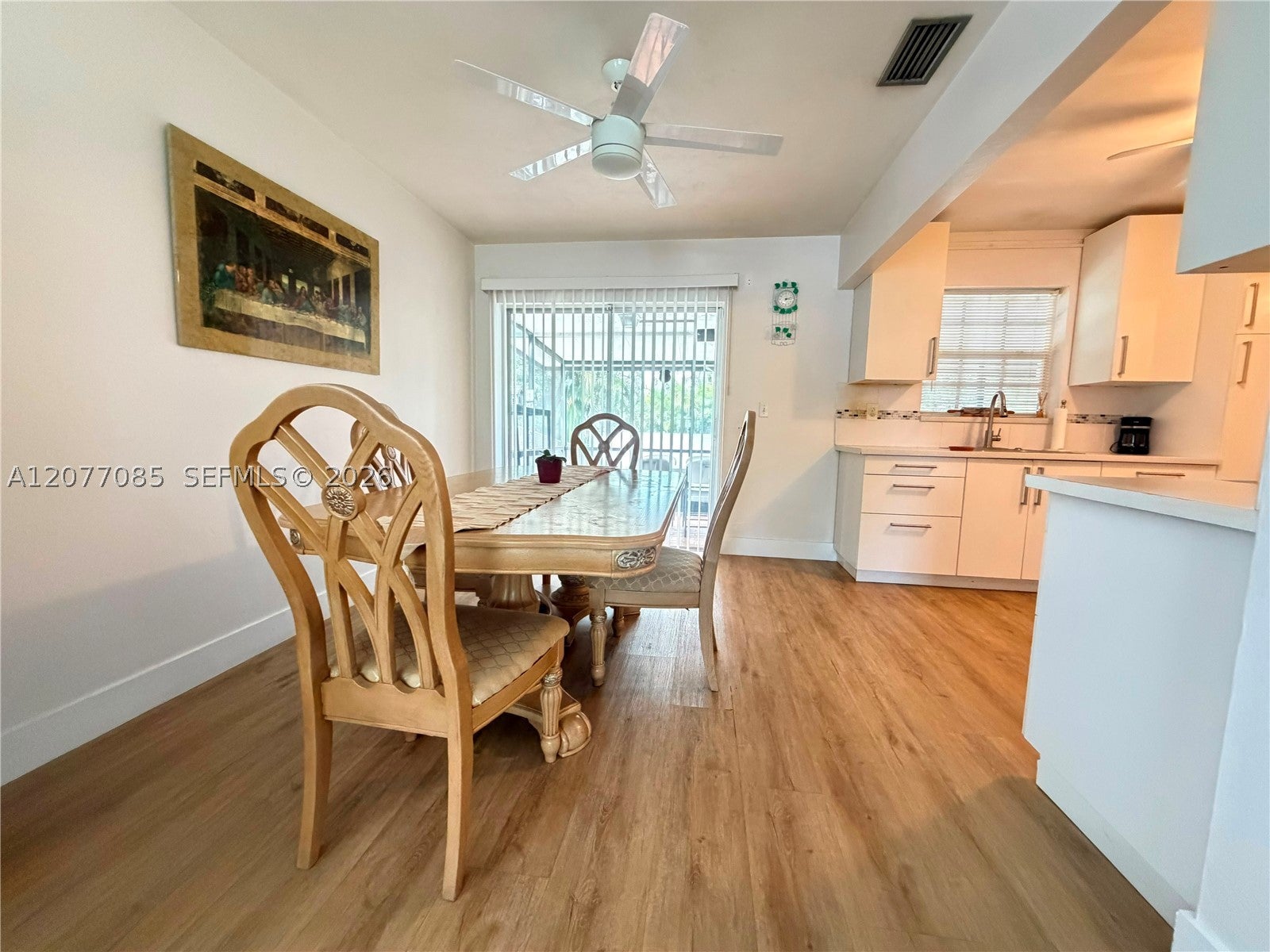 7111 Charleston St, Hollywood, FL, 33024/$469,900 2 7111 Charleston St