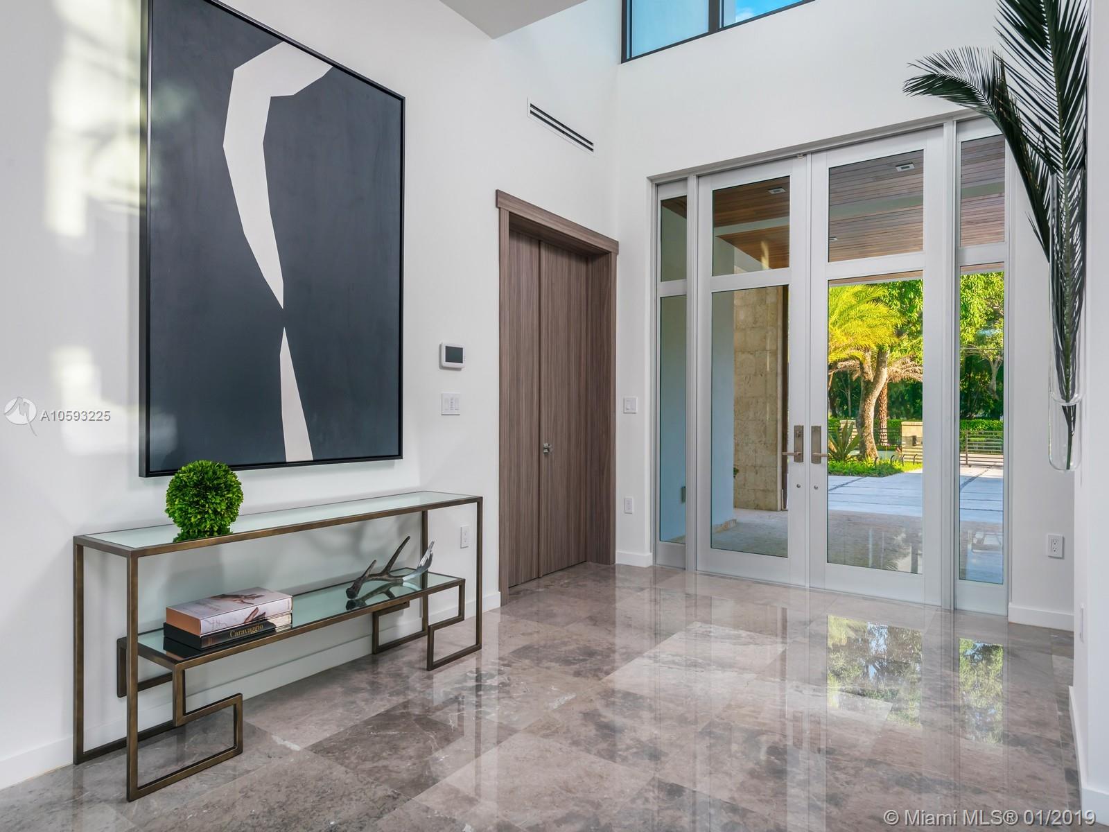 Pinecrest - Residential