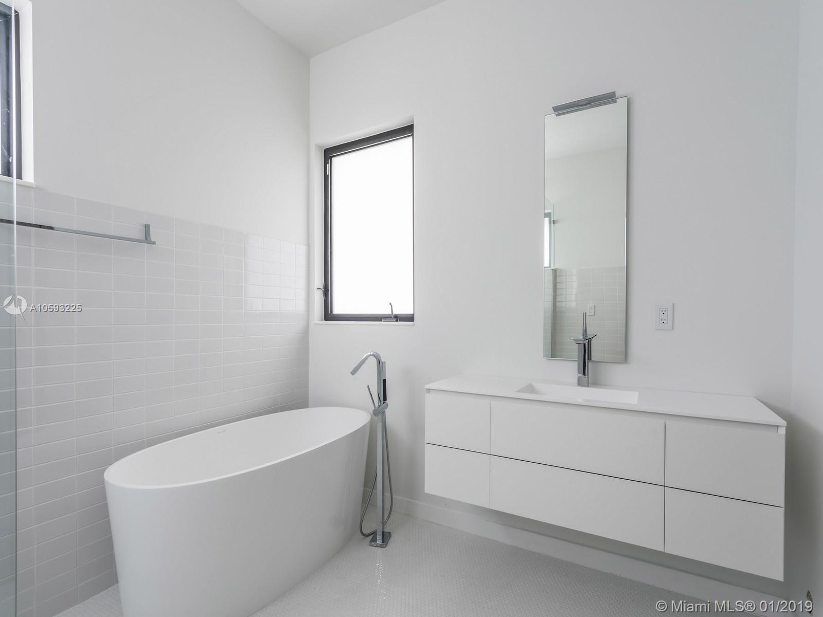 Pinecrest - Residential