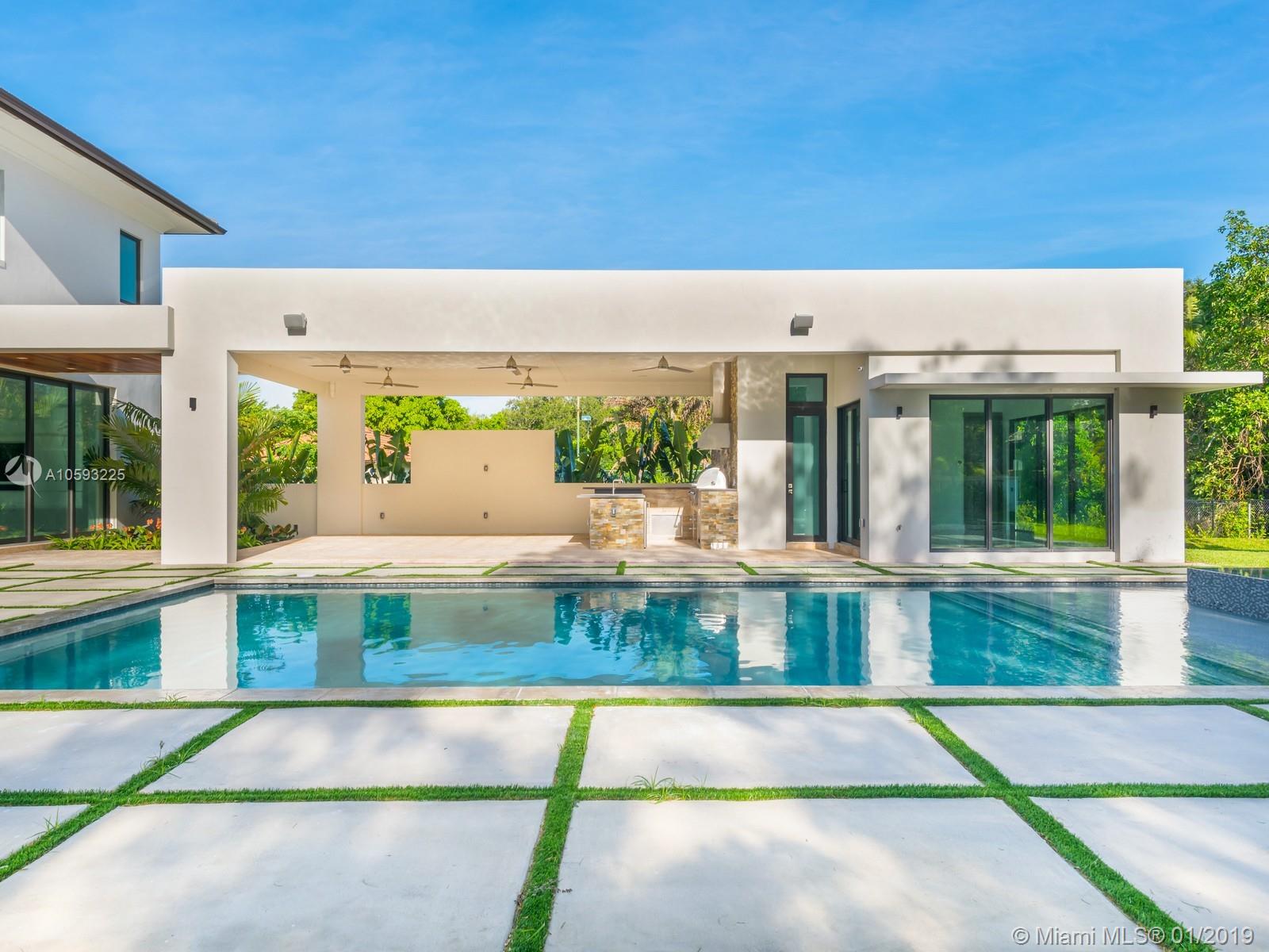 Pinecrest - Residential