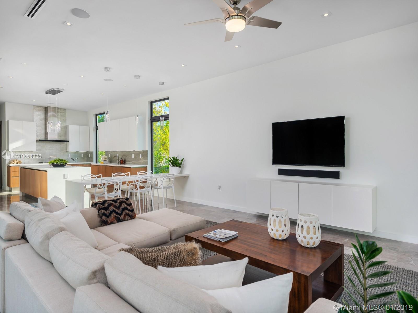 Pinecrest - Residential