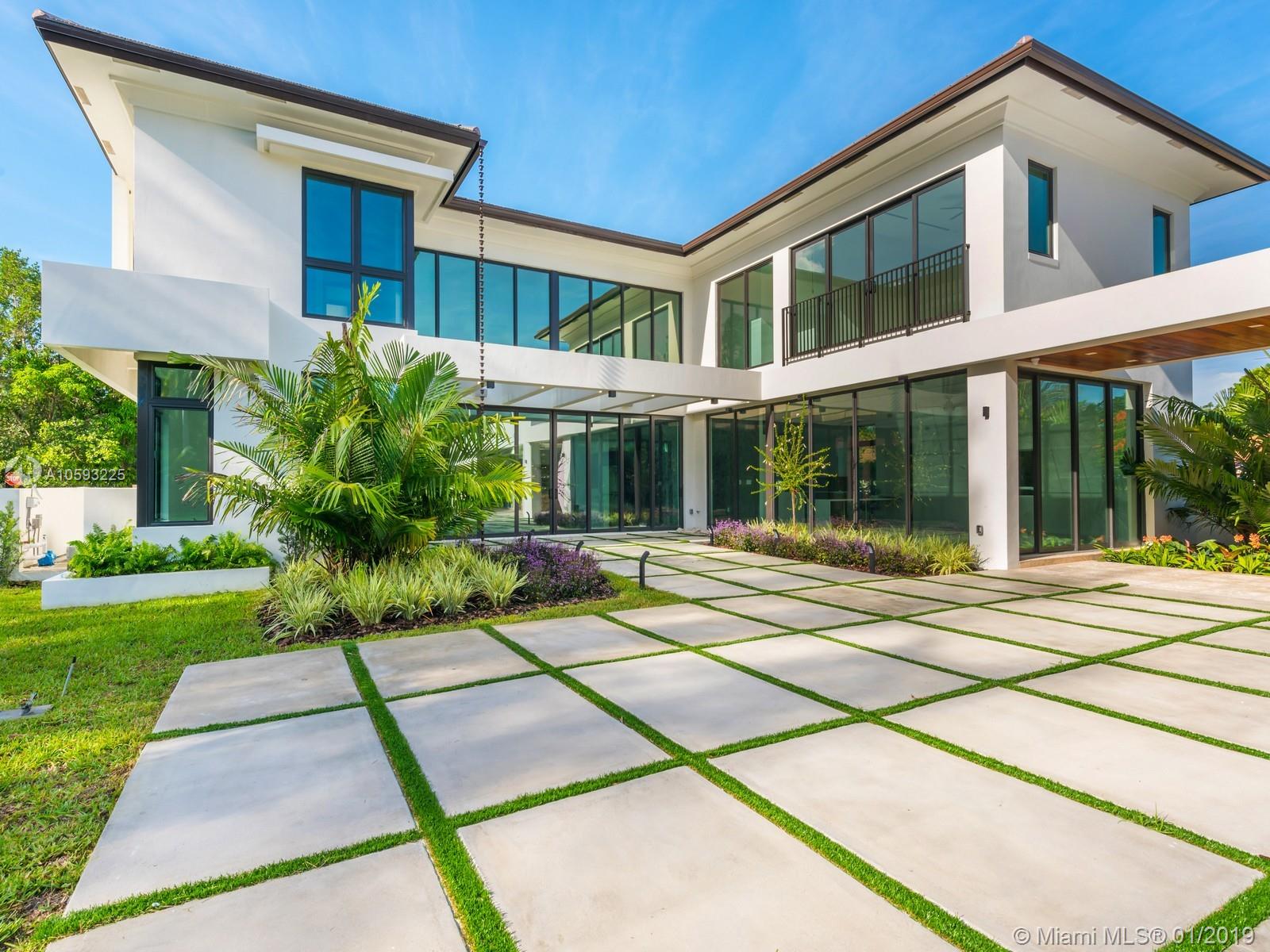 Pinecrest - Residential