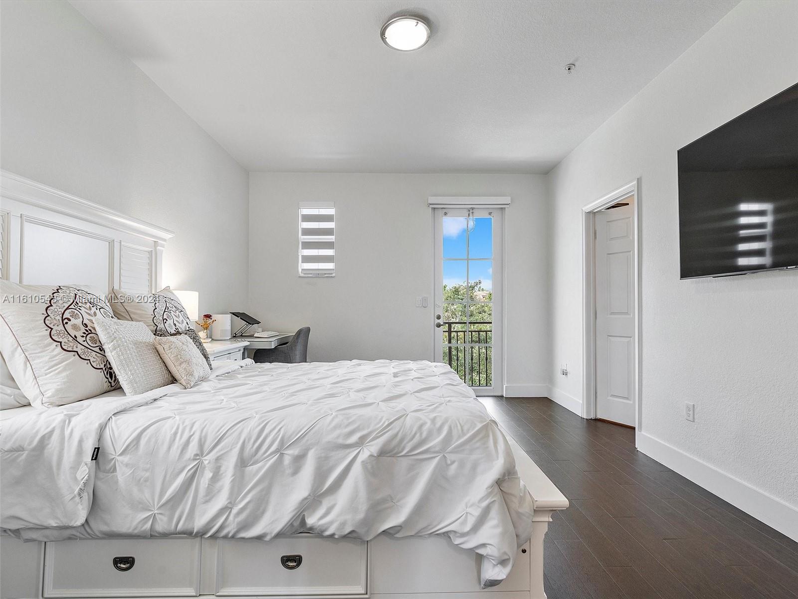 MEADOW PINES - Residential