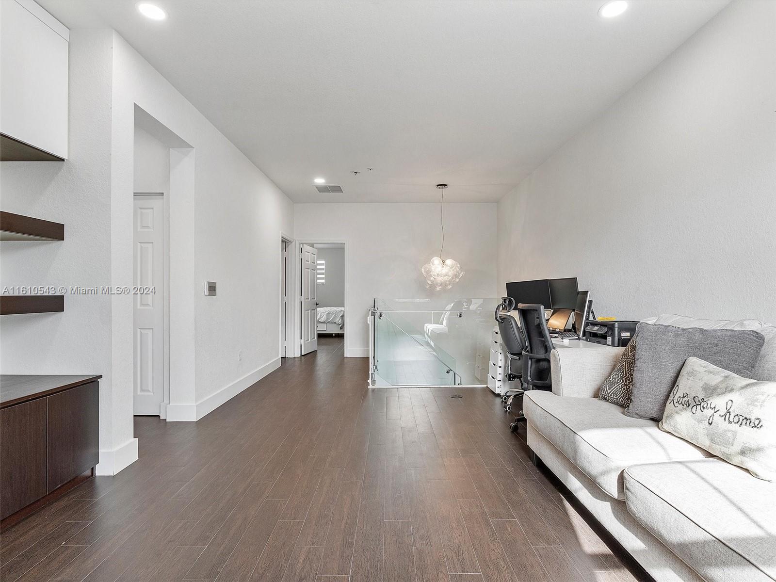 MEADOW PINES - Residential