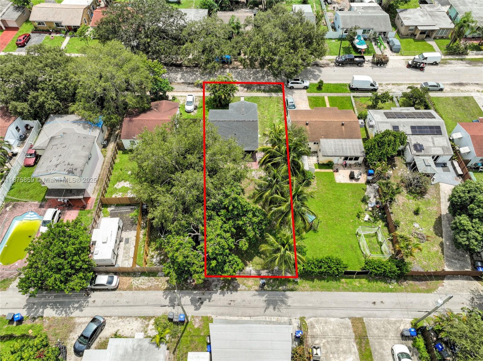 HOLLYWOOD PARK - Residential