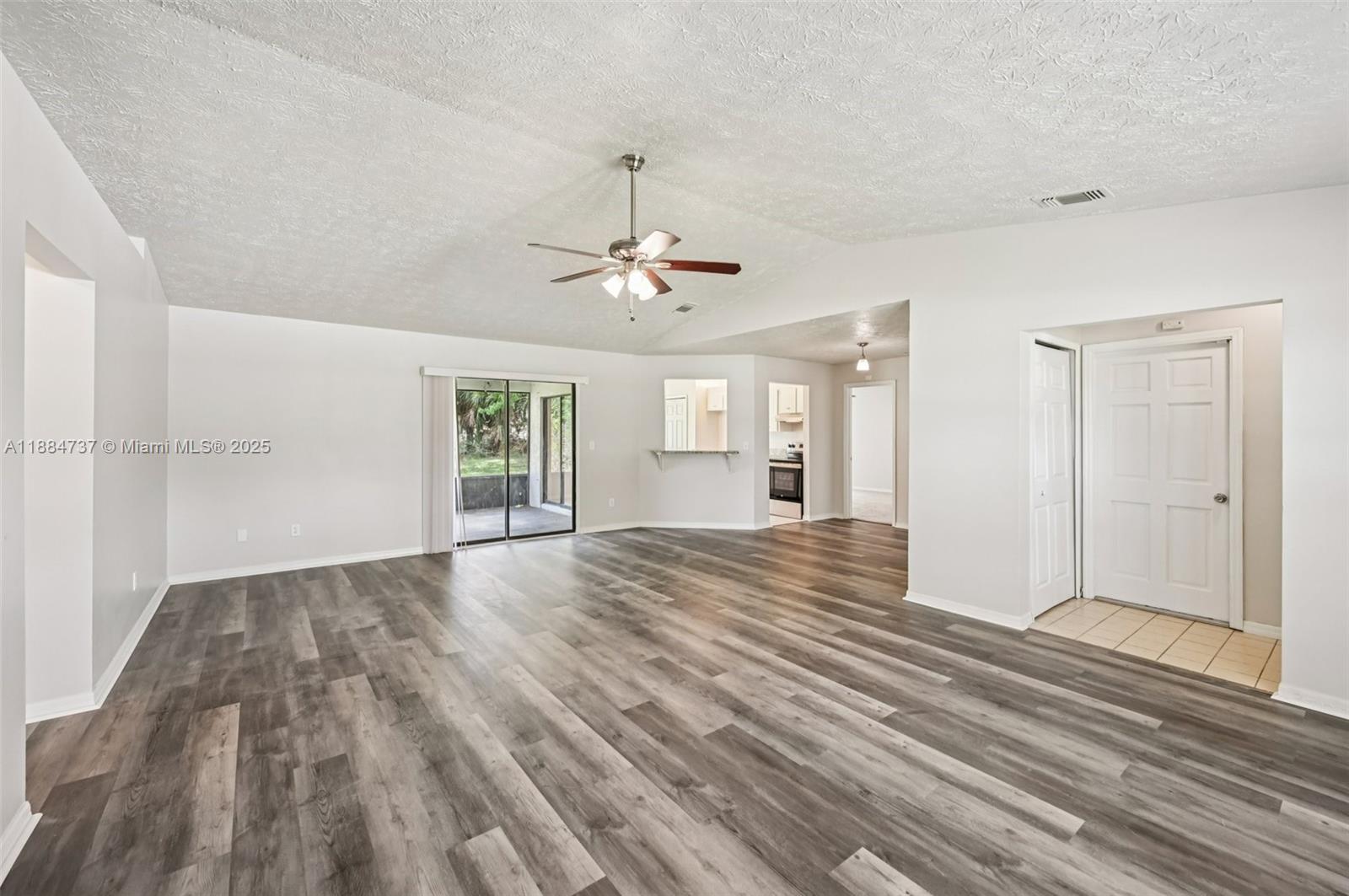 PORT ST LUCIE SECTION 10 - Residential