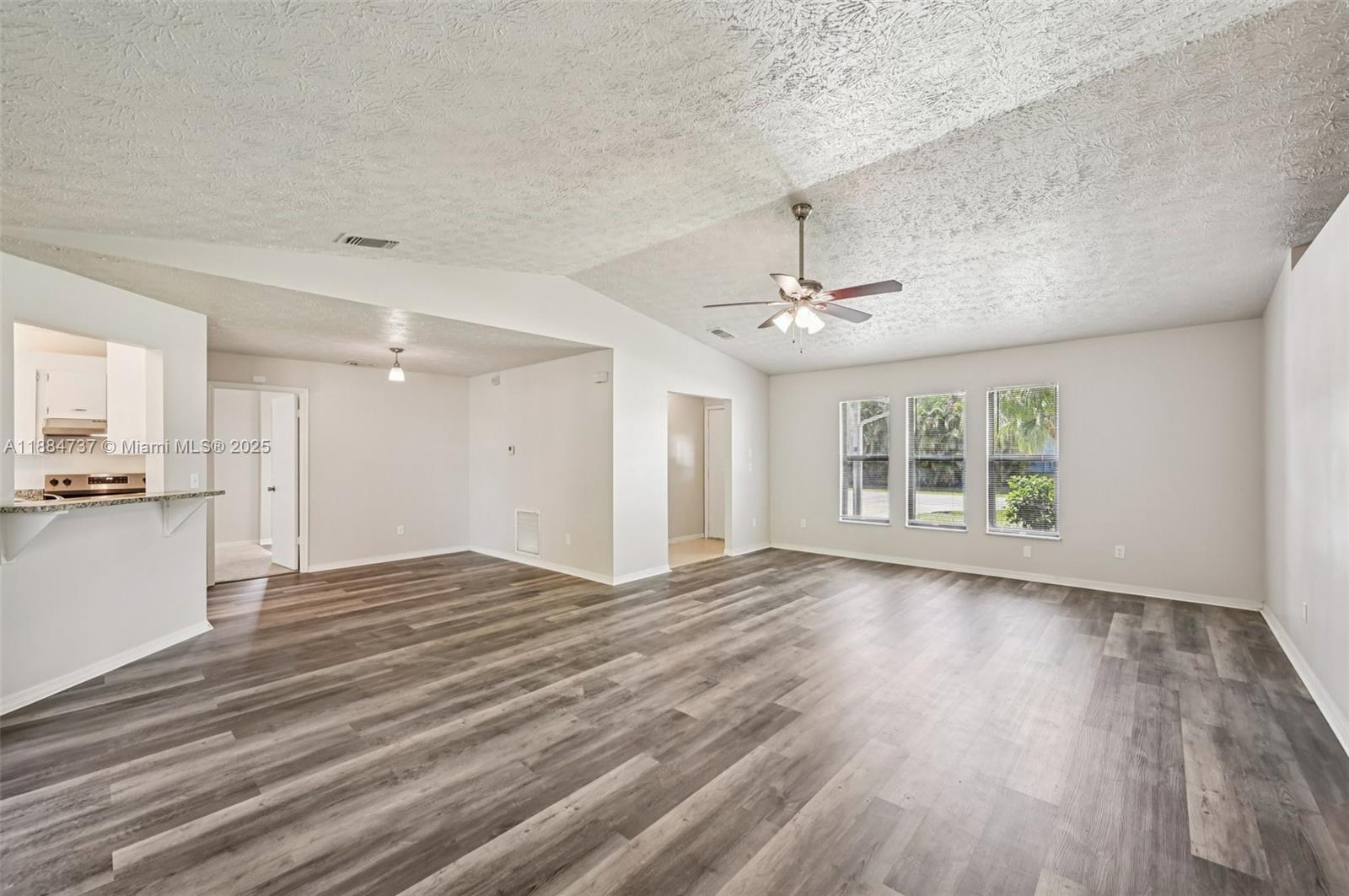 PORT ST LUCIE SECTION 10 - Residential