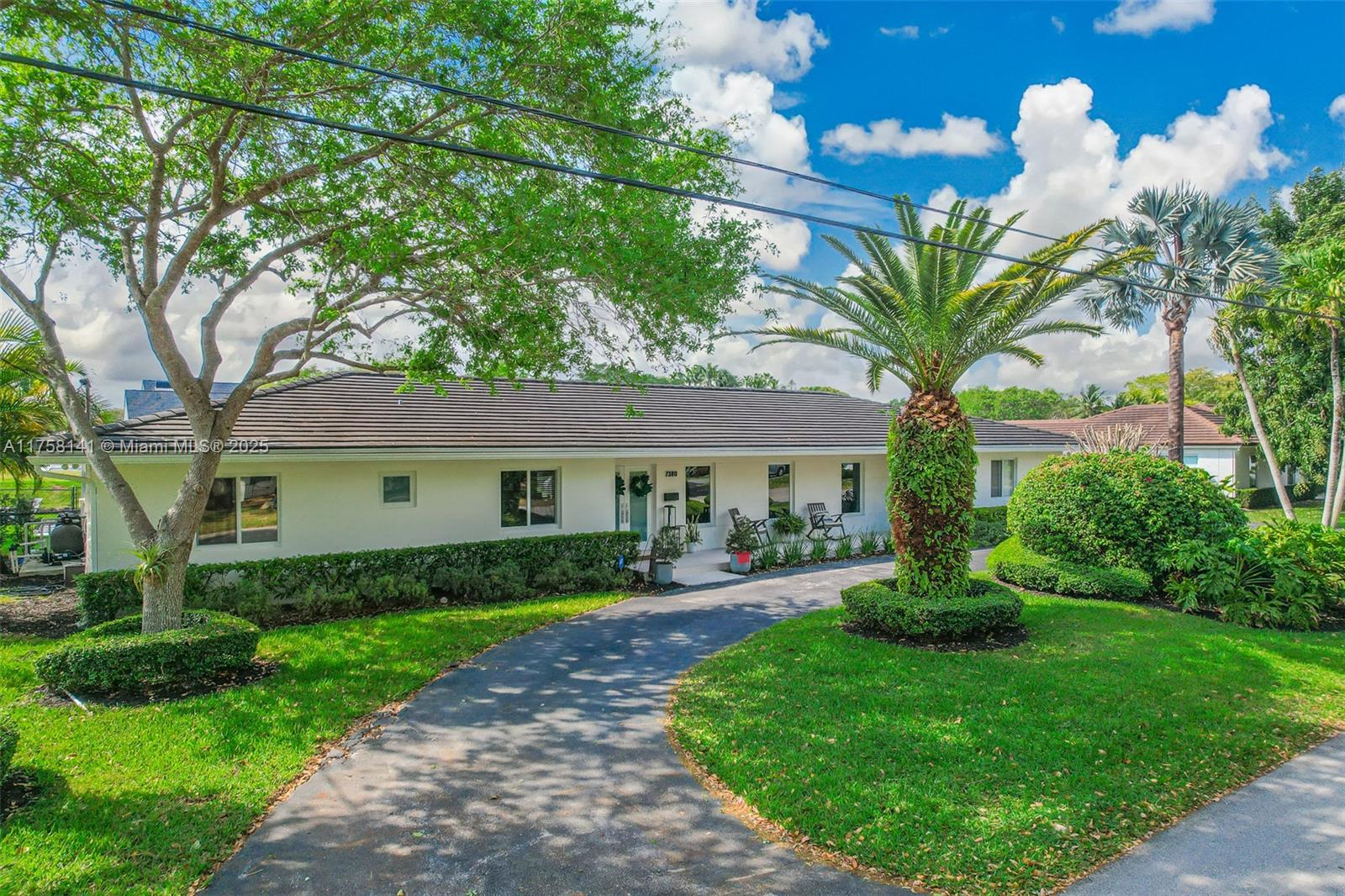 KENDALL PARK ESTATES 2ND - Residential