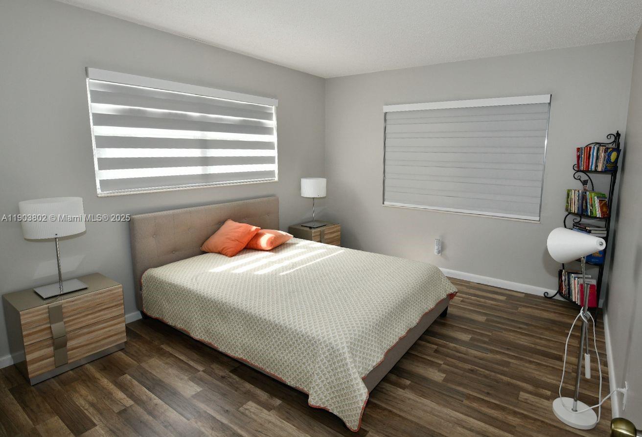 NEWPORT L CONDO - Residential