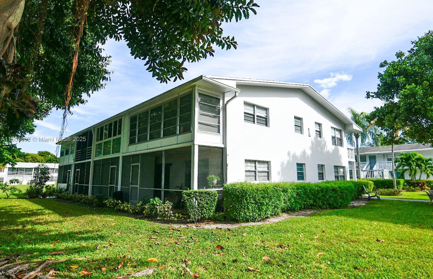 NEWPORT L CONDO - Residential